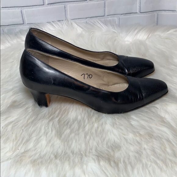 Salvatore Ferragamo Black Leather SlipOn Heel Sz 8 - Picture 4 of 6